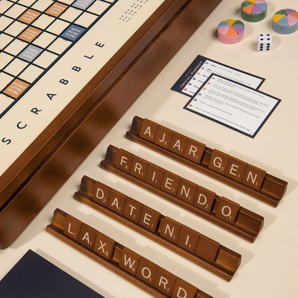 3-in-1 Premium Game Collection Scrabble Trivial Pursuit and Cribbage - Image 5