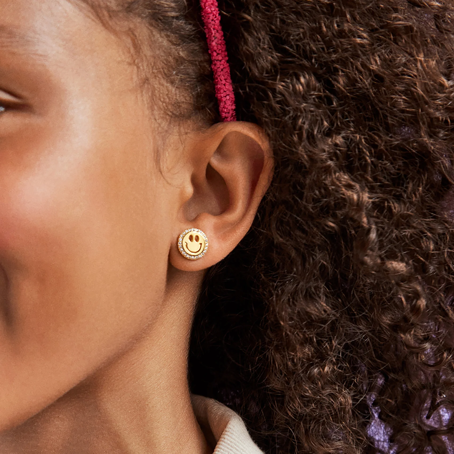 All Smiles 18K Gold Kids' Earrings - Image 2