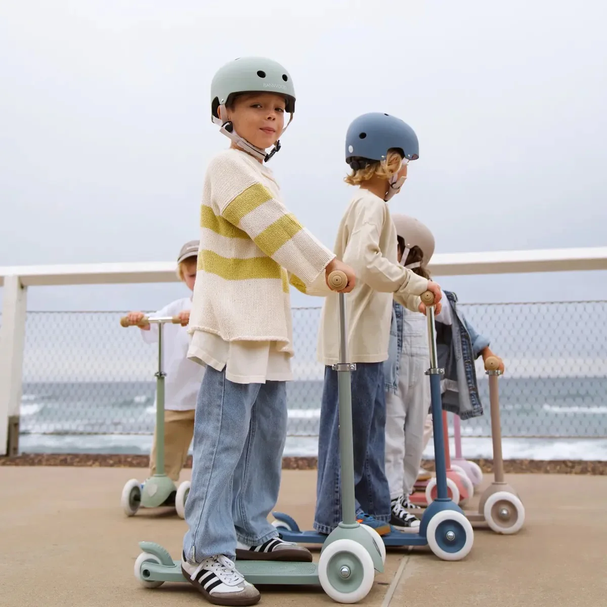 Banwood Eco Scooter - Clay - Image 2