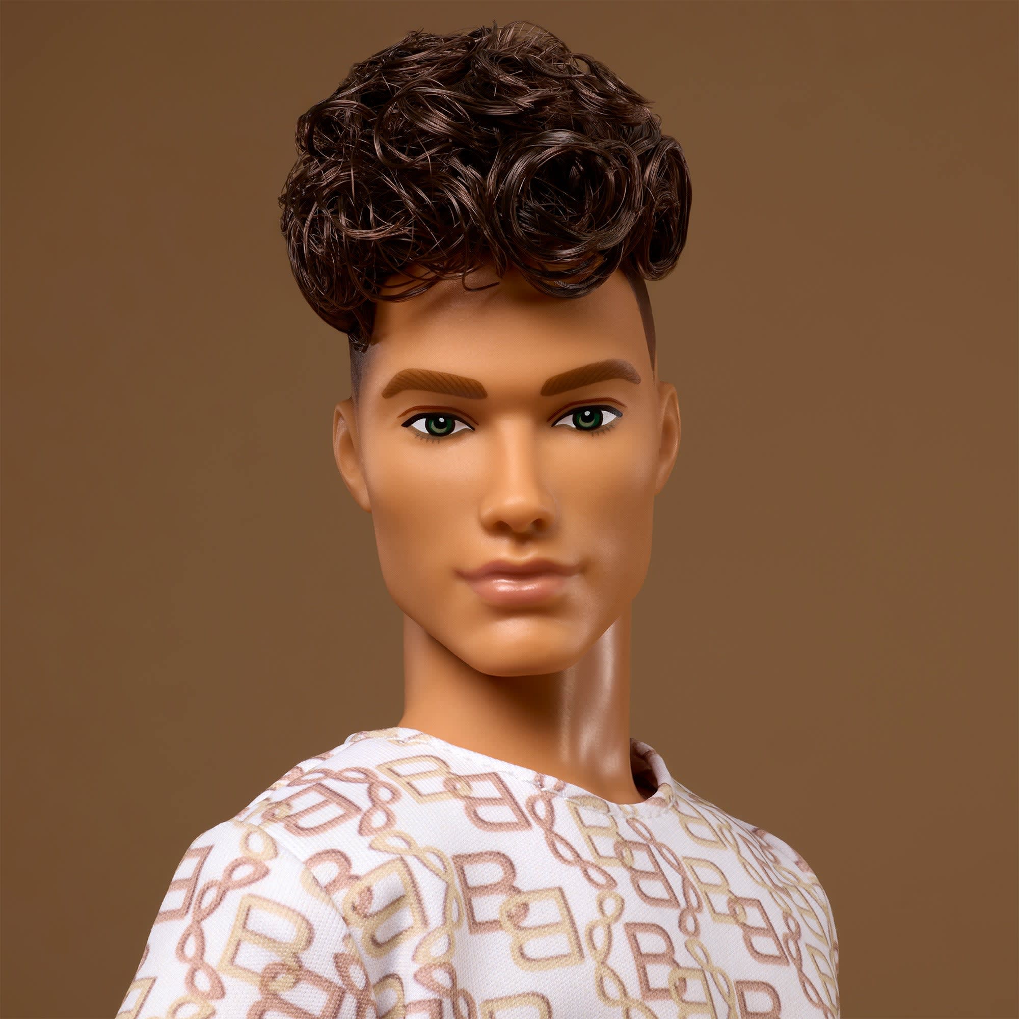 Barbie Basics 2026 Neutrals Series, Model 10 - Image 2