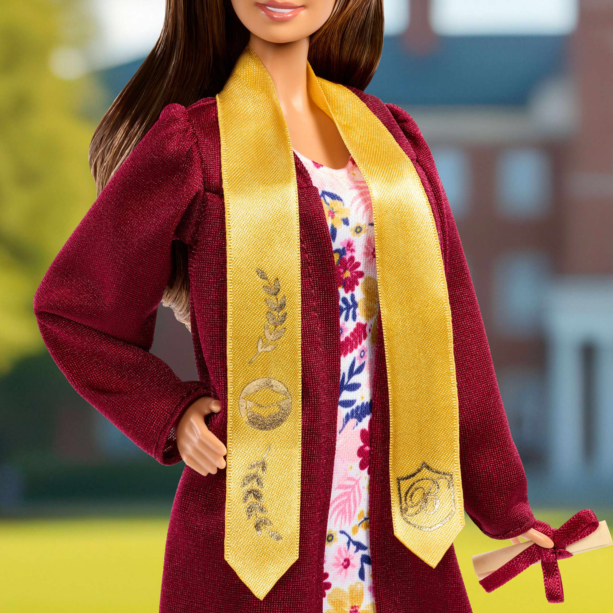 Barbie Signature Graduation Wishes Doll - Image 3
