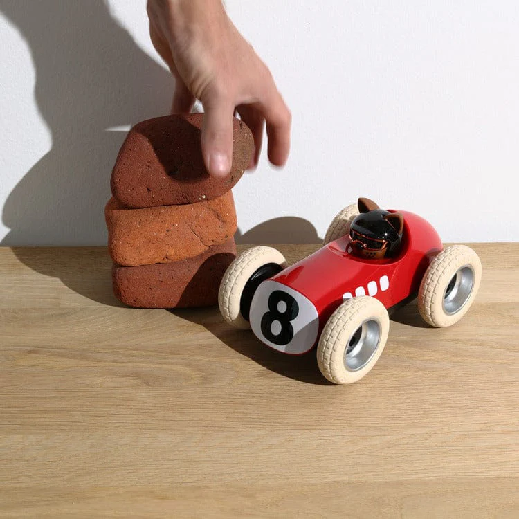 Egg Roadster Hardy Car Toy - Red - Image 3