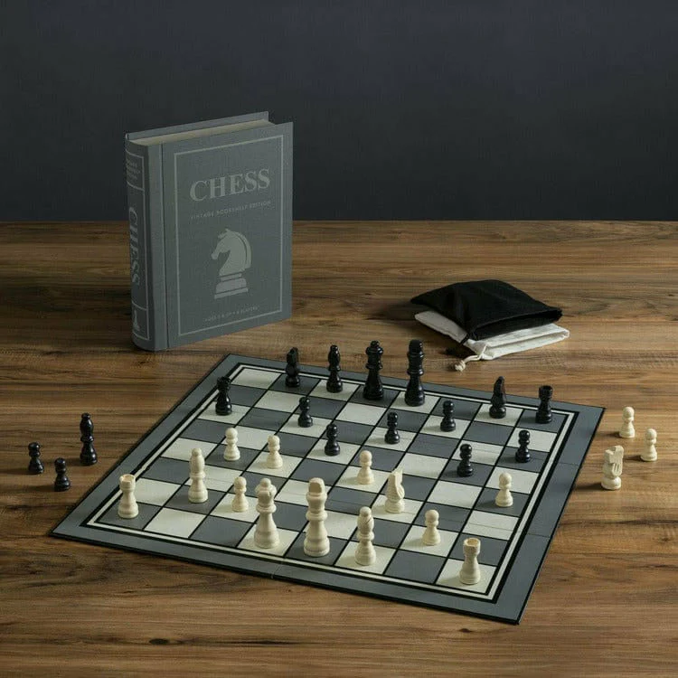 Chess Vintage Bookshelf Edition - Image 3