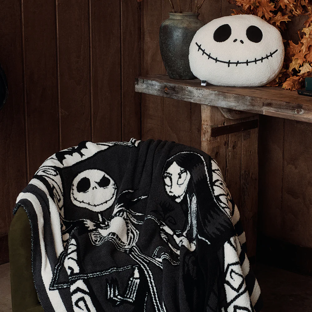 CozyChic Disney Jack and Sally Throw - Image 2
