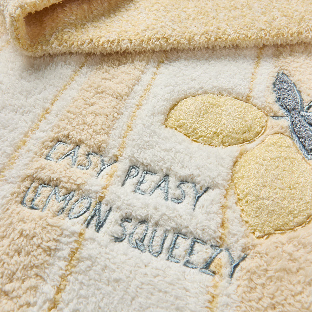 CozyChic Lemon Stroller Blanket - Image 2