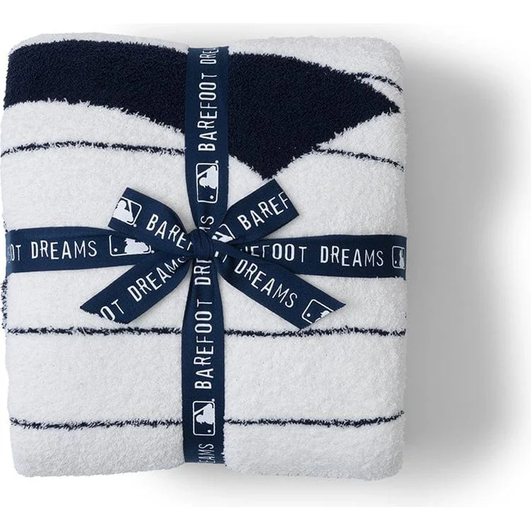CozyChic New York Yankees Throw - Image 2