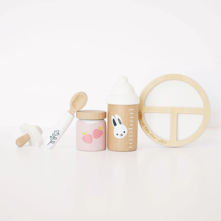 Dolls Nursing Kit & Bag - 8 Pieces - Image 4