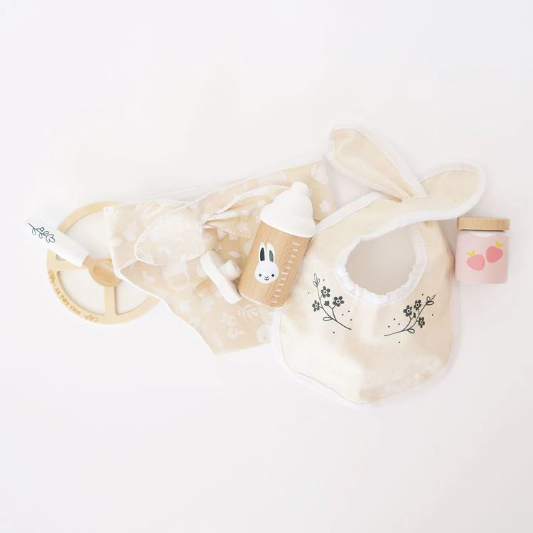 Dolls Nursing Kit & Bag - 8 Pieces - Image 6