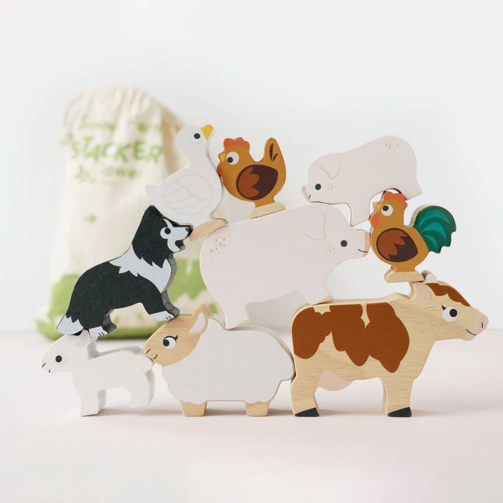 Farmyard Stacking Animals & Bag - Image 3