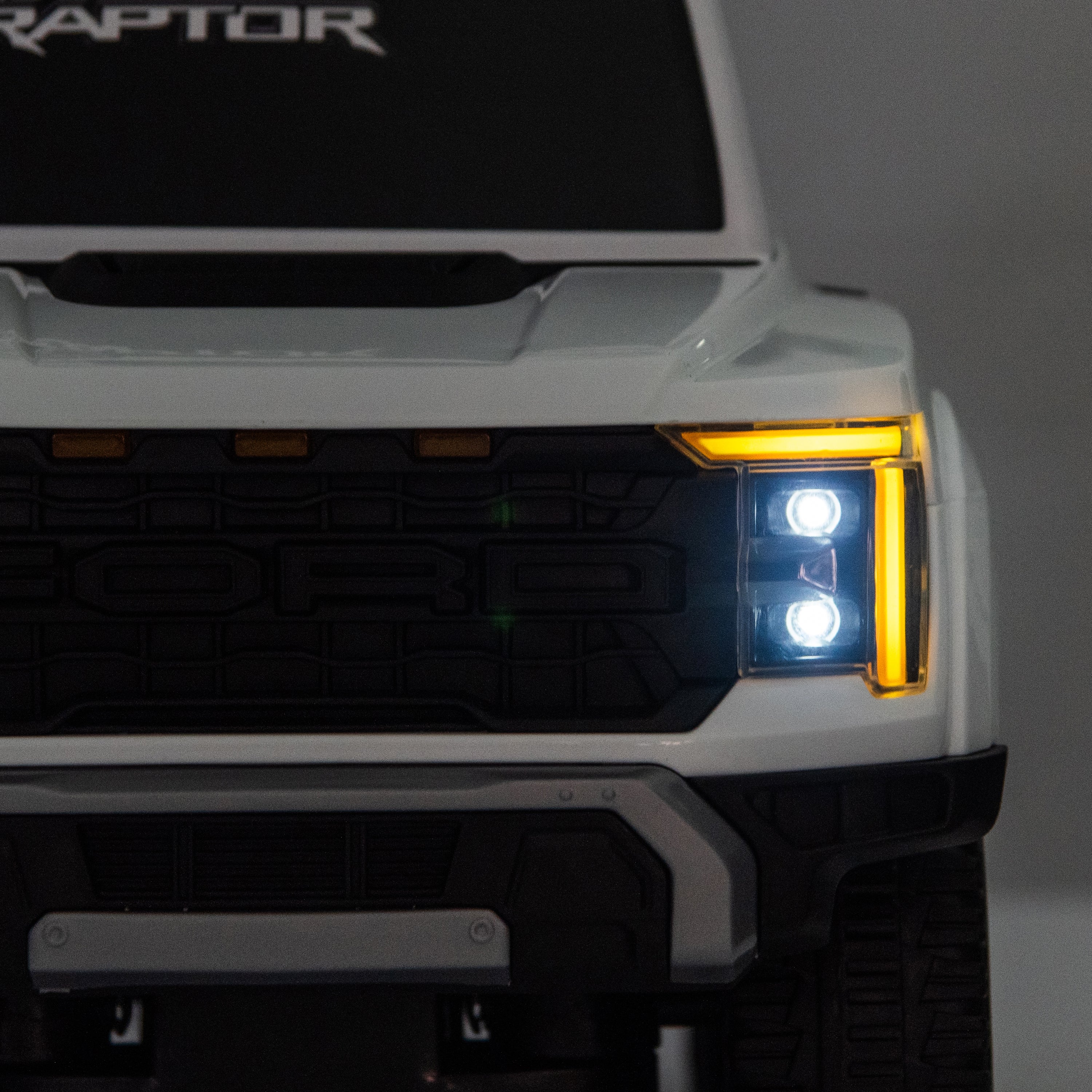 Ford Raptor 3-in-1 Push Ride On Toy Car - White - Image 2