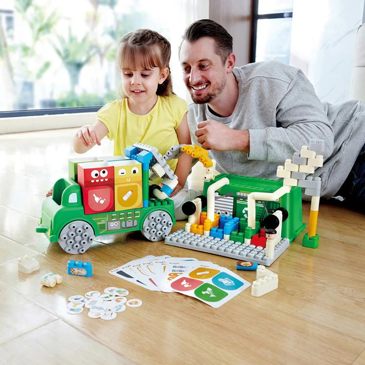 Garbage Sorting Truck - Image 2
