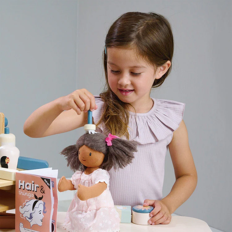 Wooden Hair Salon Set - Image 2