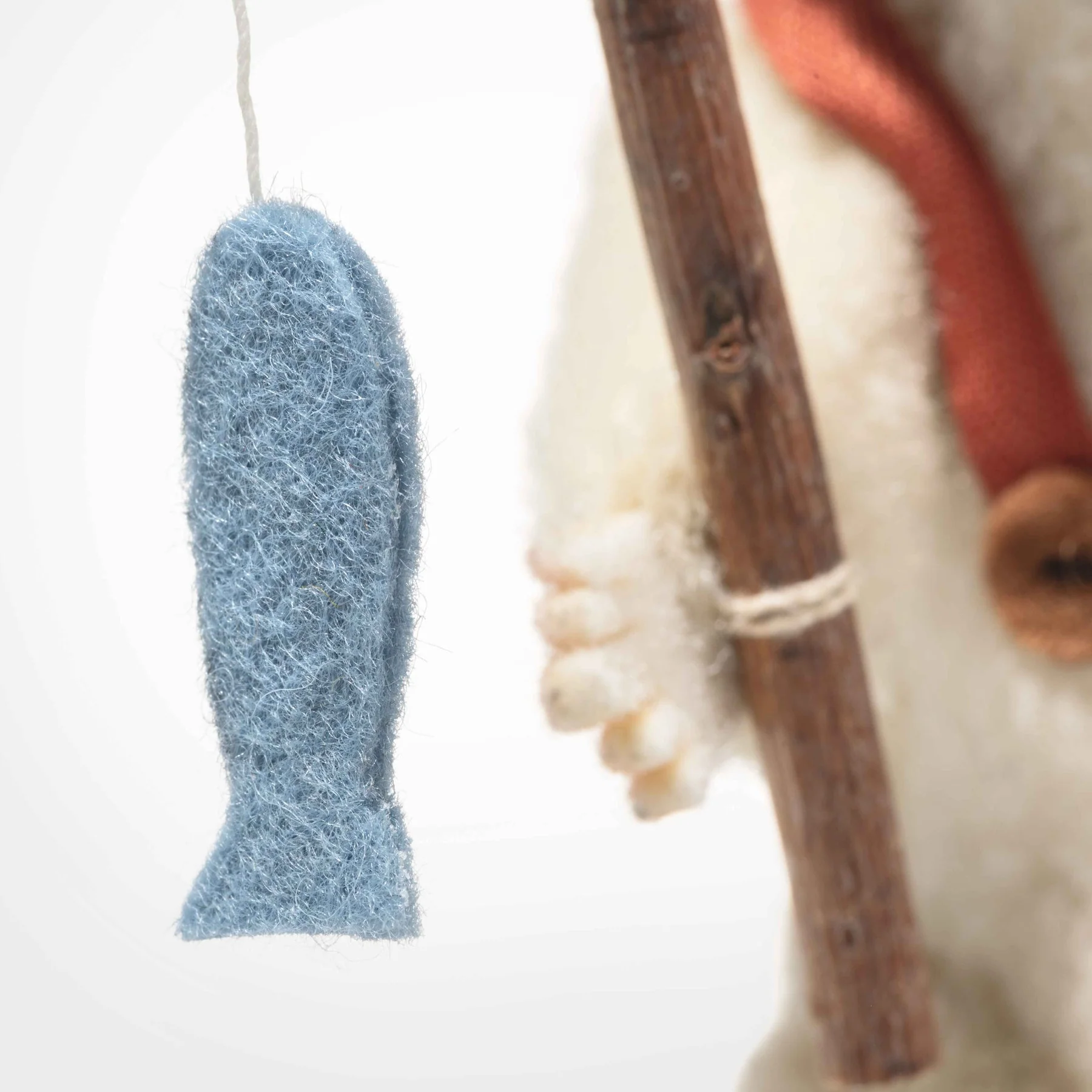 Huckleberry Finn Mouse Limited Edition Plush - Image 3