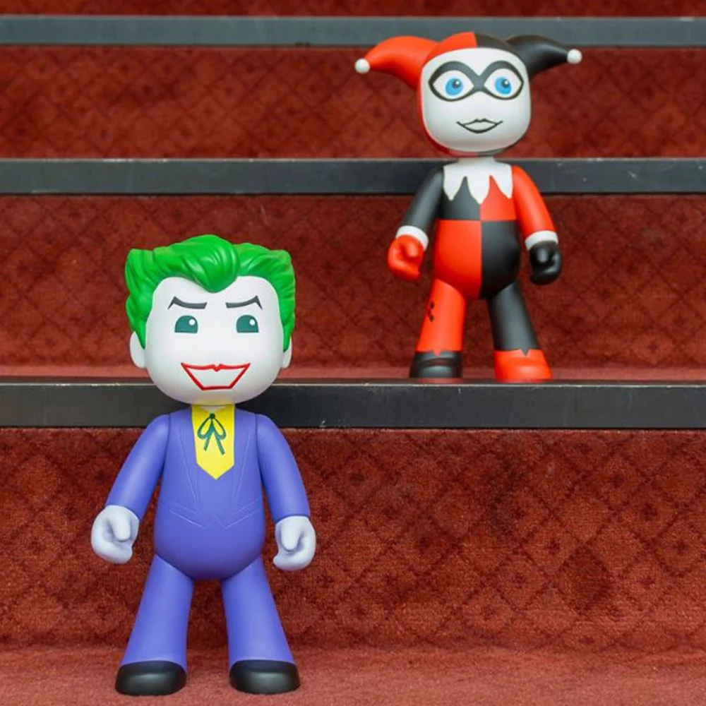 Joker 10" Super Pop Figurine - Image 3