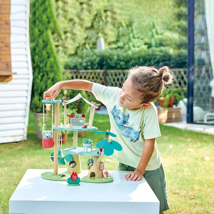 Kiki's Treehouse Headquarters - Image 2