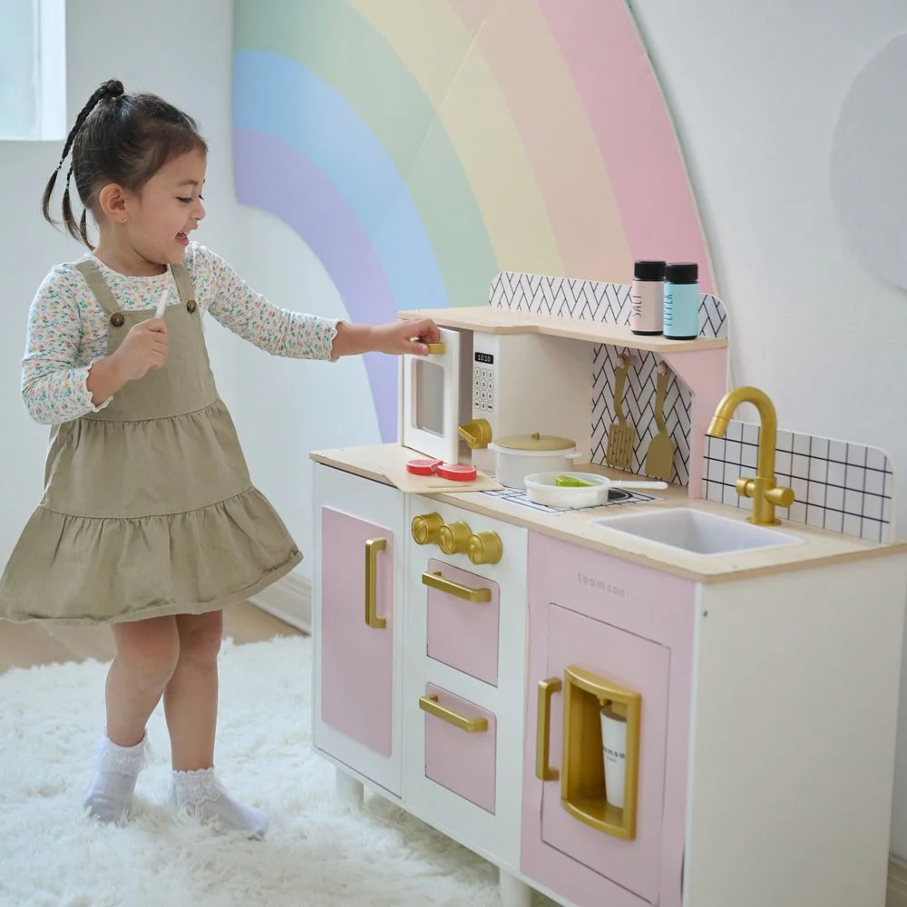 Little Chef Hampton Wooden Play Kitchen with Ice Dispenser & Sink - Pink - Image 2