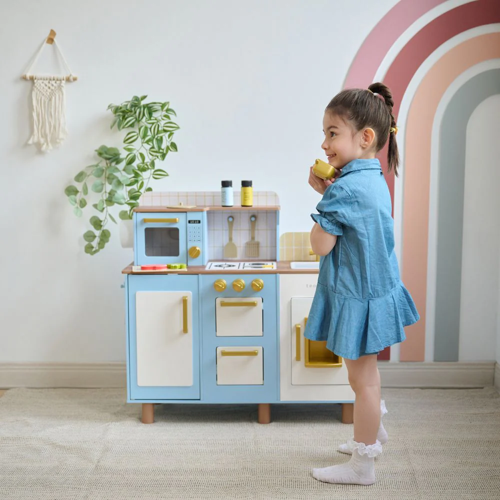 Little Chef Hampton Wooden Play Kitchen with Ice Dispenser & Sink - Blue - Image 2