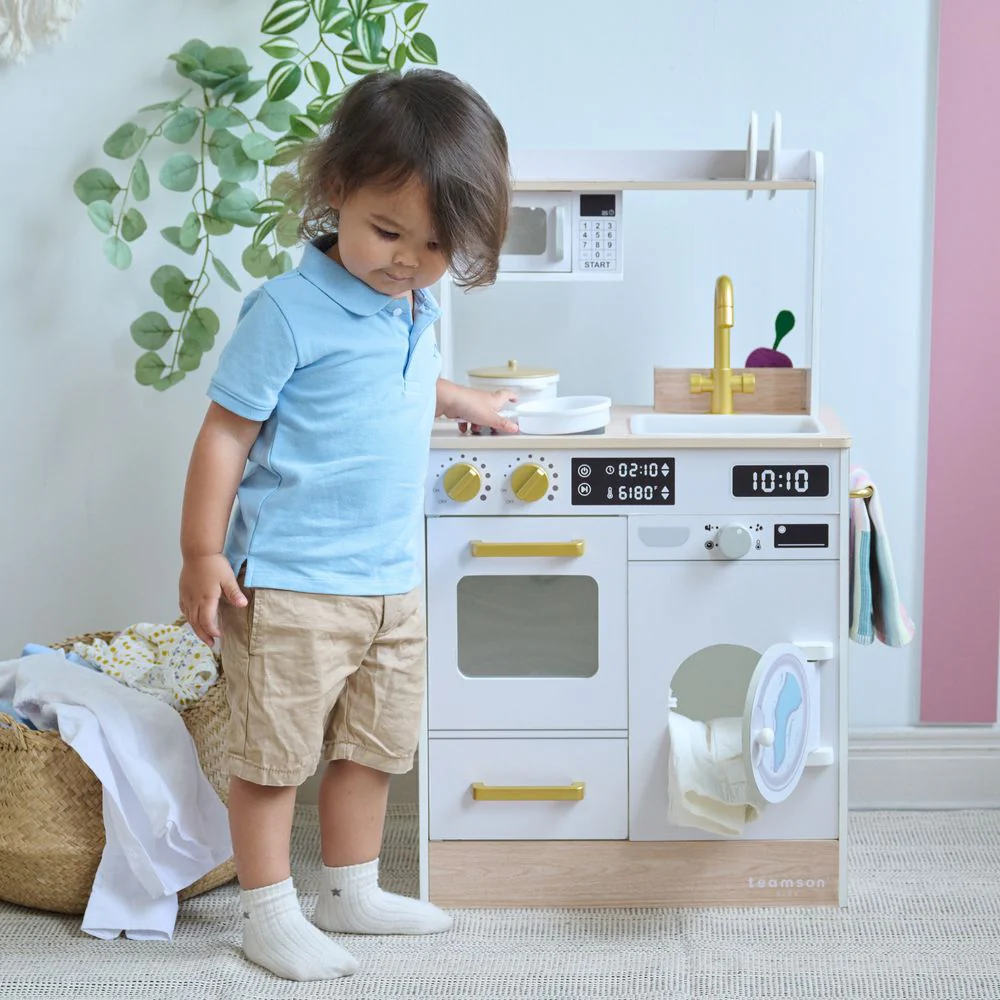 Little Chef Lake Tahoe Wooden Play Kitchen Washer & Mini Garden - White - Image 2