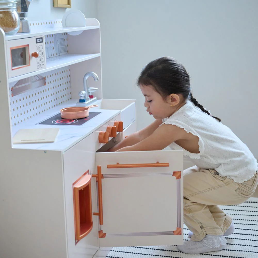 Little Chef St. Louis Wooden Play Kitchen with Sink & Ice Dispenser - Pink - Image 3