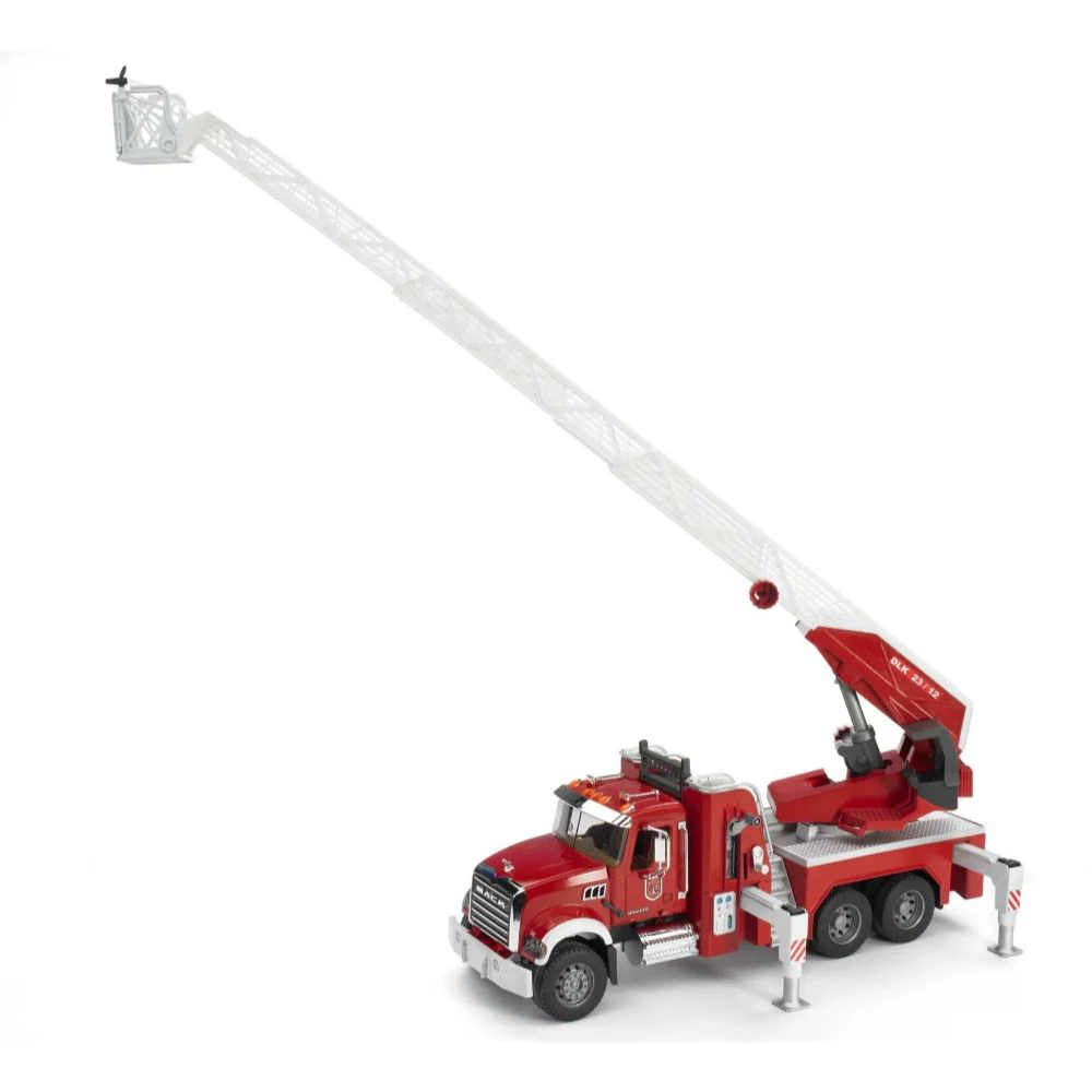 MACK Granite Fire Engine with Water Pump and Light & Sound - Image 4
