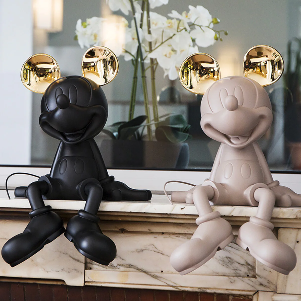 Mickey Mouse Take 2 Black & Gold Figure - 19" - Image 2