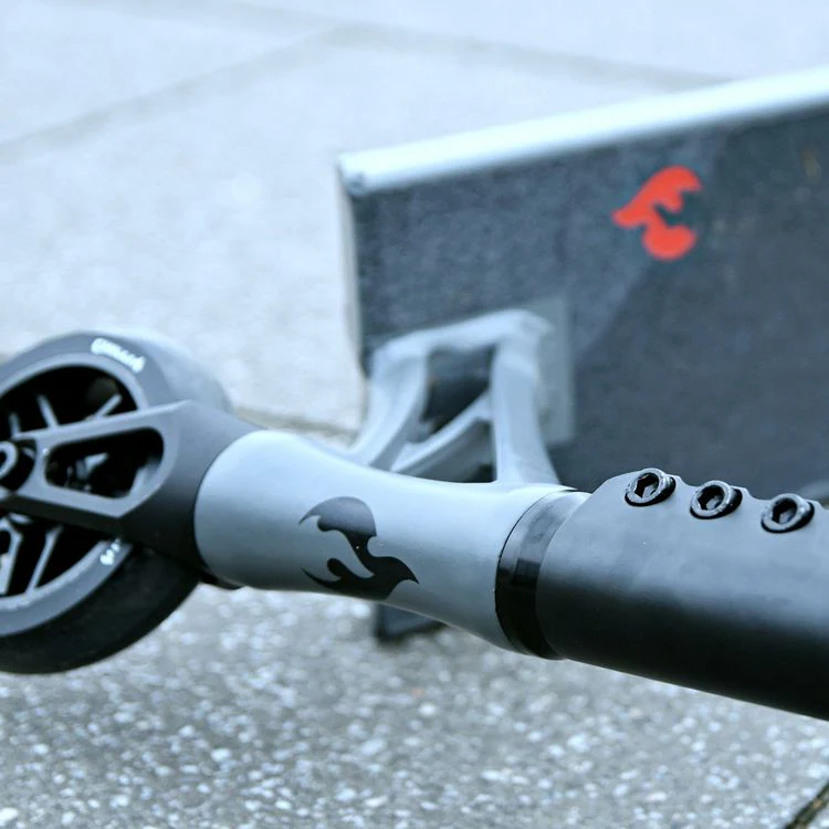 Micro Chilli Zeppelin Pro Scooter -  Black/Grey - Image 4