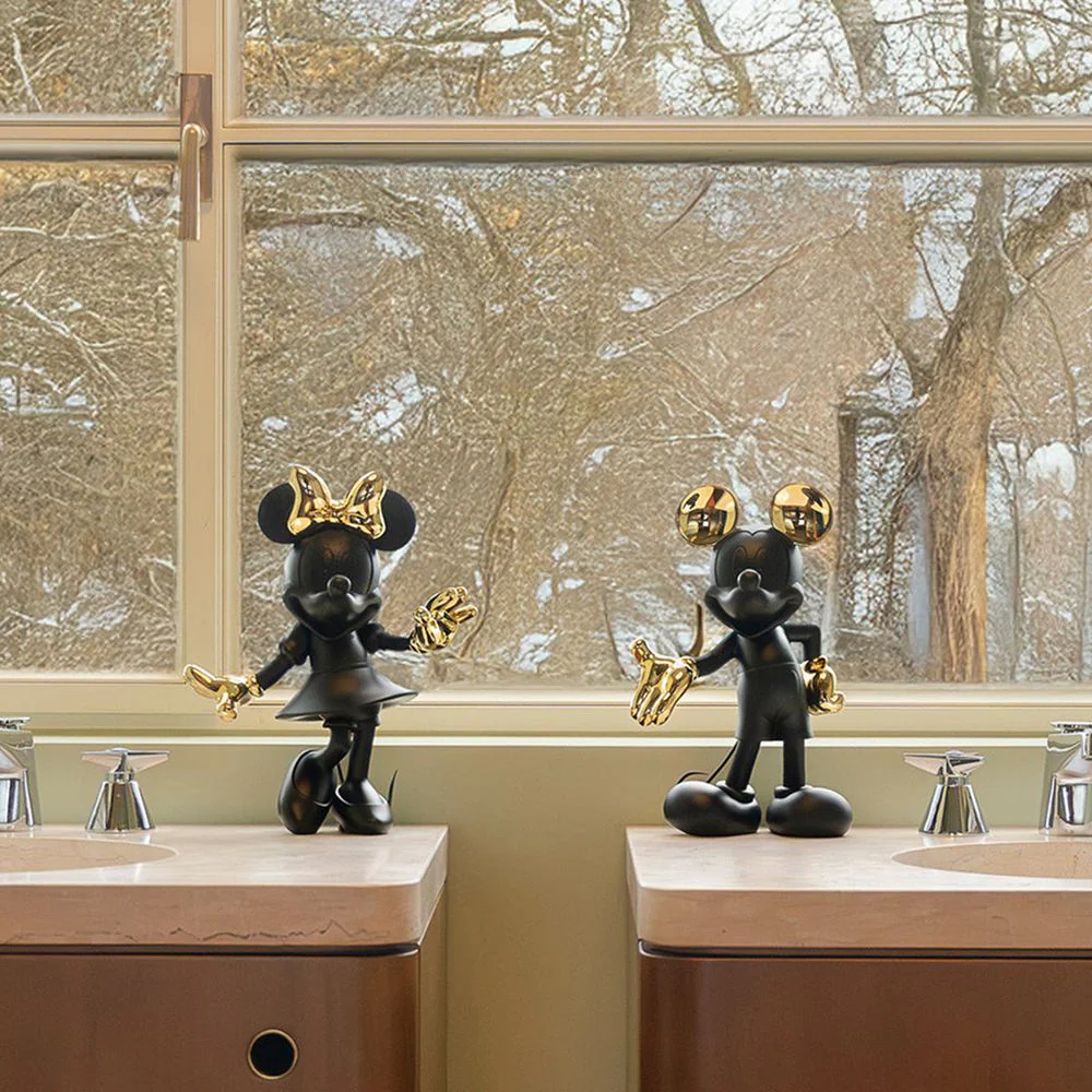 Minnie Mouse 12" Welcome Studio Figurine - Black & Gold - Image 2