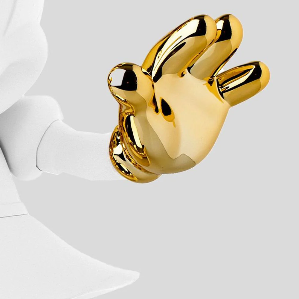 Minnie Mouse 12" Welcome Studio Figurine - White & Gold - Image 2