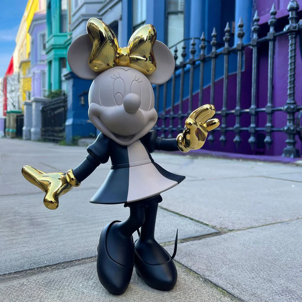 Minnie Mouse 12" Kelly Hoppen Figurine - Image 2