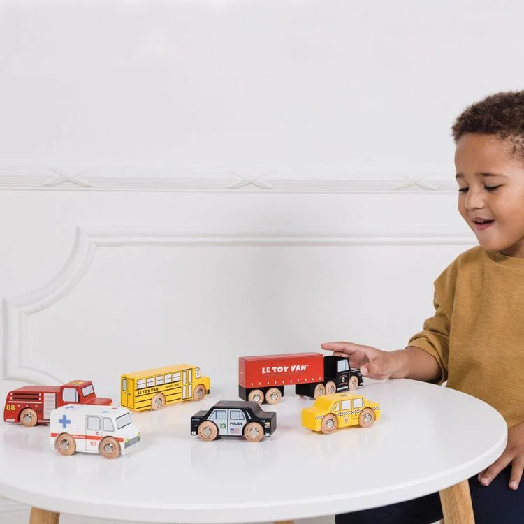 New York  Wood Toy Car Set - 7 Piece - Image 2