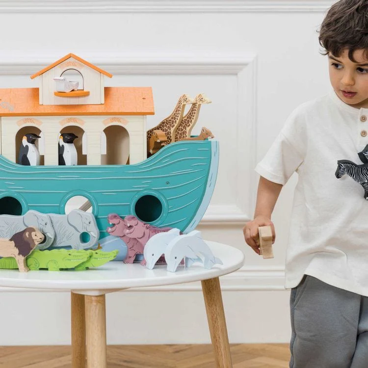 Noah’s Great Wooden Ark & Animals - 23 Pieces - Image 5