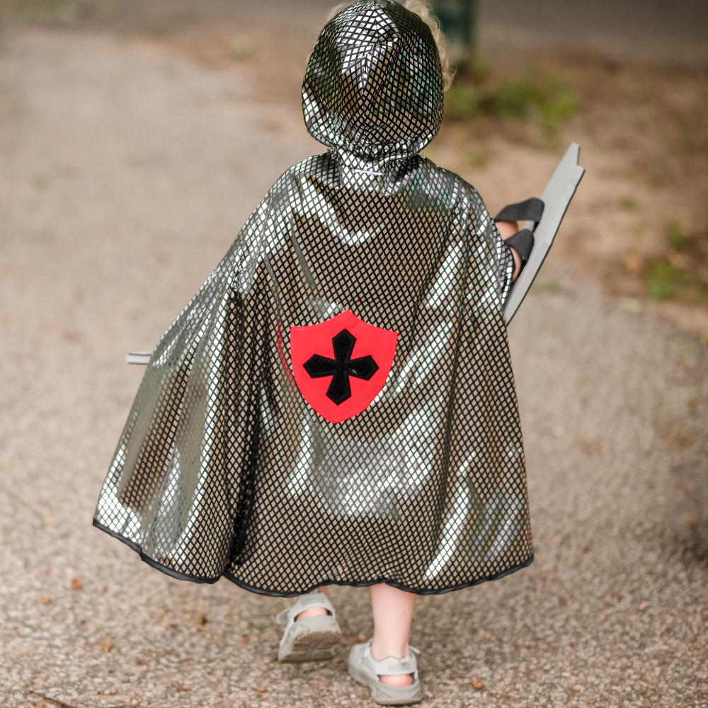 Reversible Dragon/Knight Cape - Size 5-6 Years - Image 3