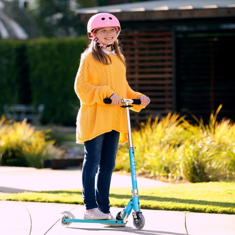 Micro Sprite LED Scooter - Ocean Blue - Image 2