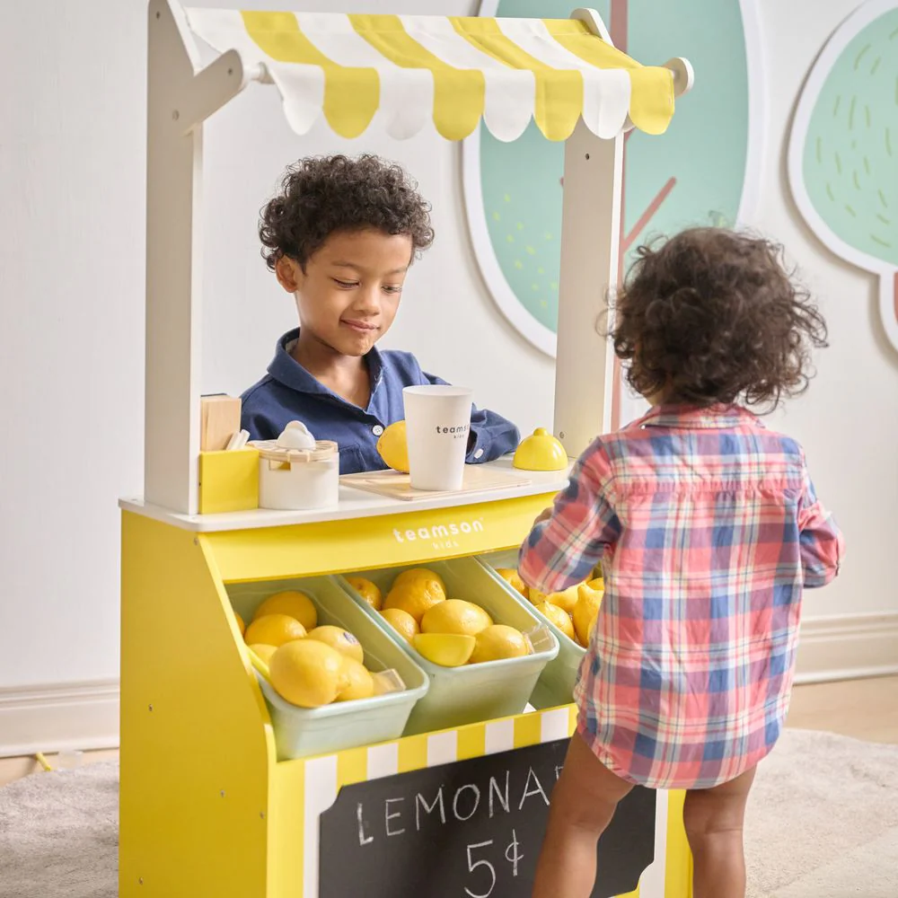 Sunny Citrus Lemonade Stand Playset with Interactive Accessories - Image 2