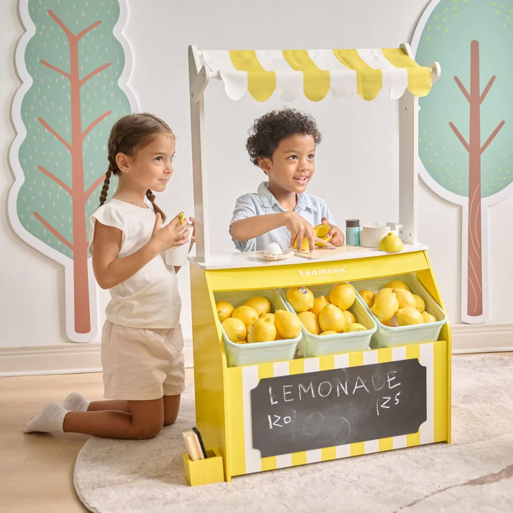 Sunny Citrus Lemonade Stand Playset with Interactive Accessories - Image 5