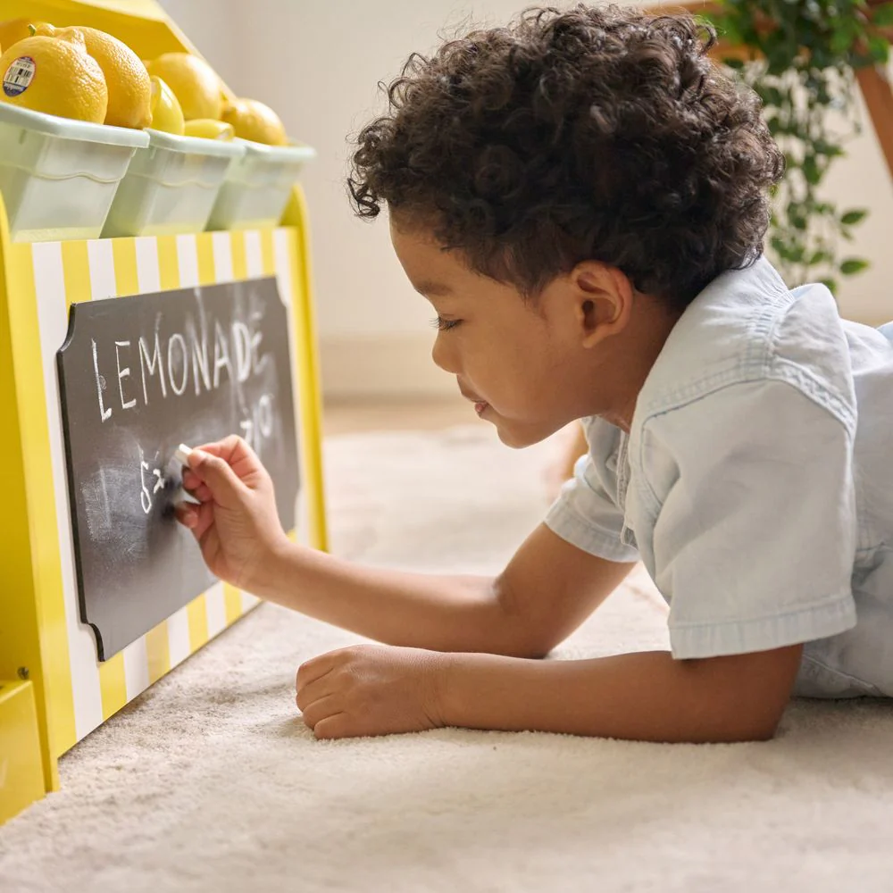 Sunny Citrus Lemonade Stand Playset with Interactive Accessories - Image 8