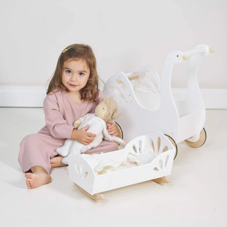 Sweet Swan Dolly Bed - Image 2