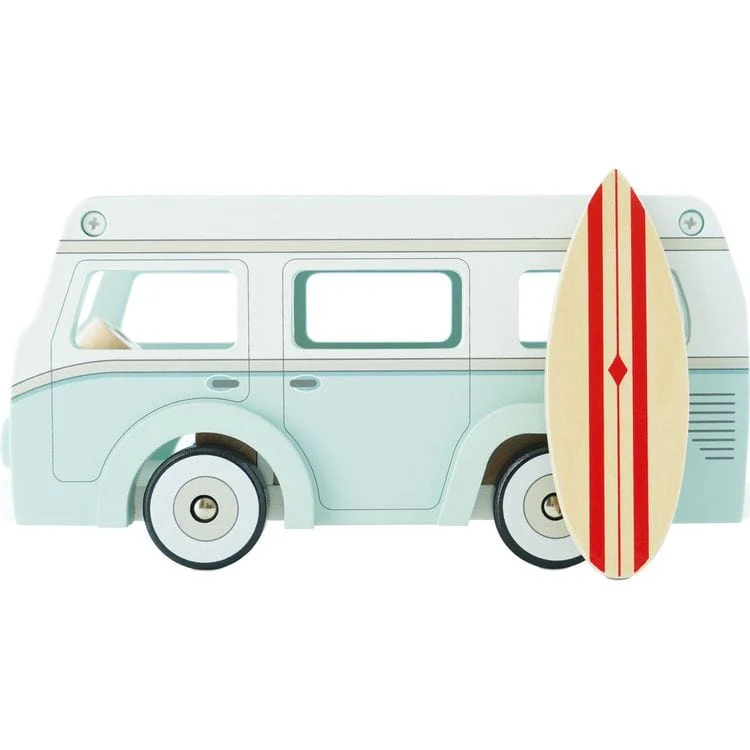Wood Holiday Camper Van - Image 6