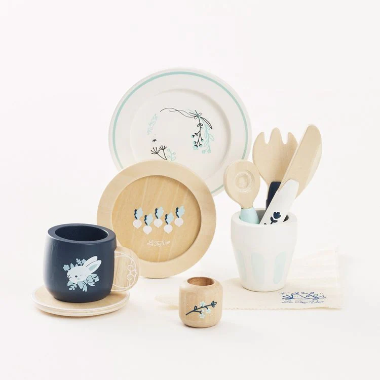 Wooden Cutlery Pretend Play Dining Set - Image 8