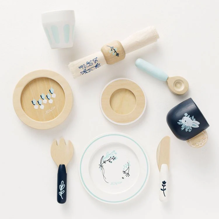 Wooden Cutlery Pretend Play Dining Set - Image 9