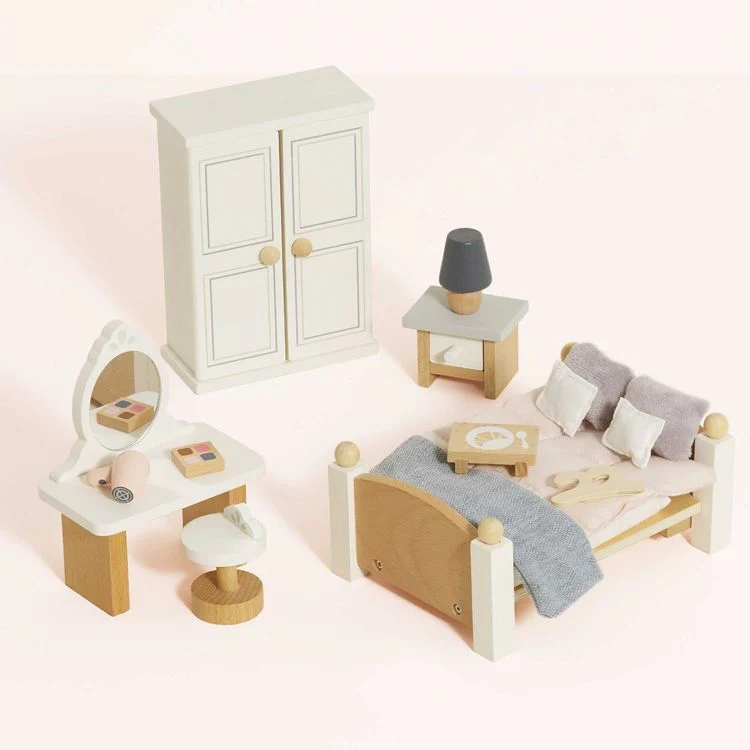 Wooden Dollhouse Bedroom Furniture Set - 19 Pieces - Image 7