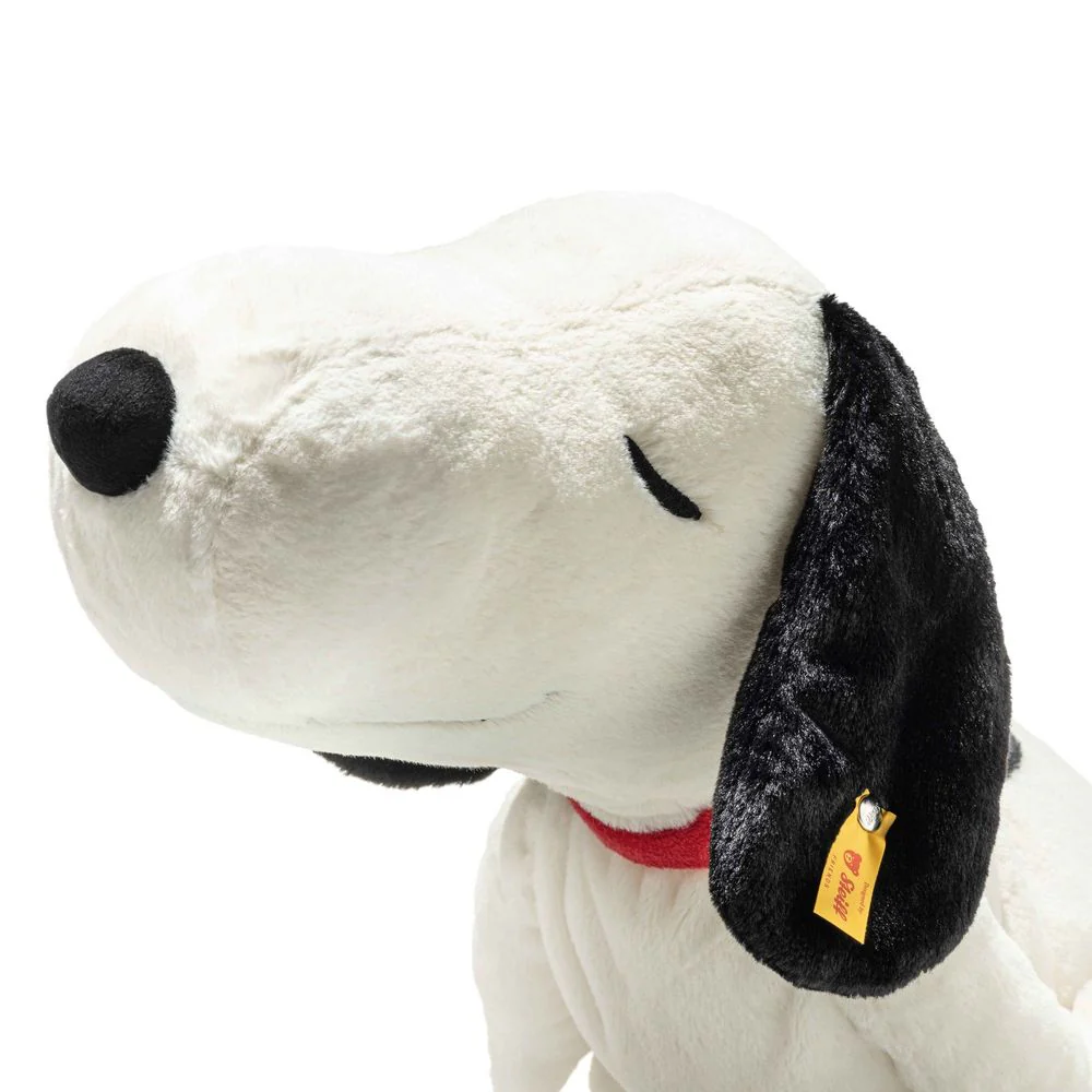 XL Snoopy Lying Plush - Image 2
